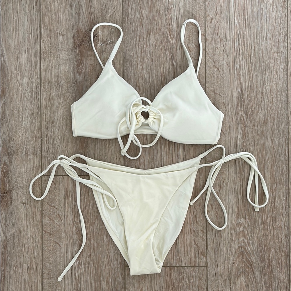 NWT✨ OneOne String Bikini